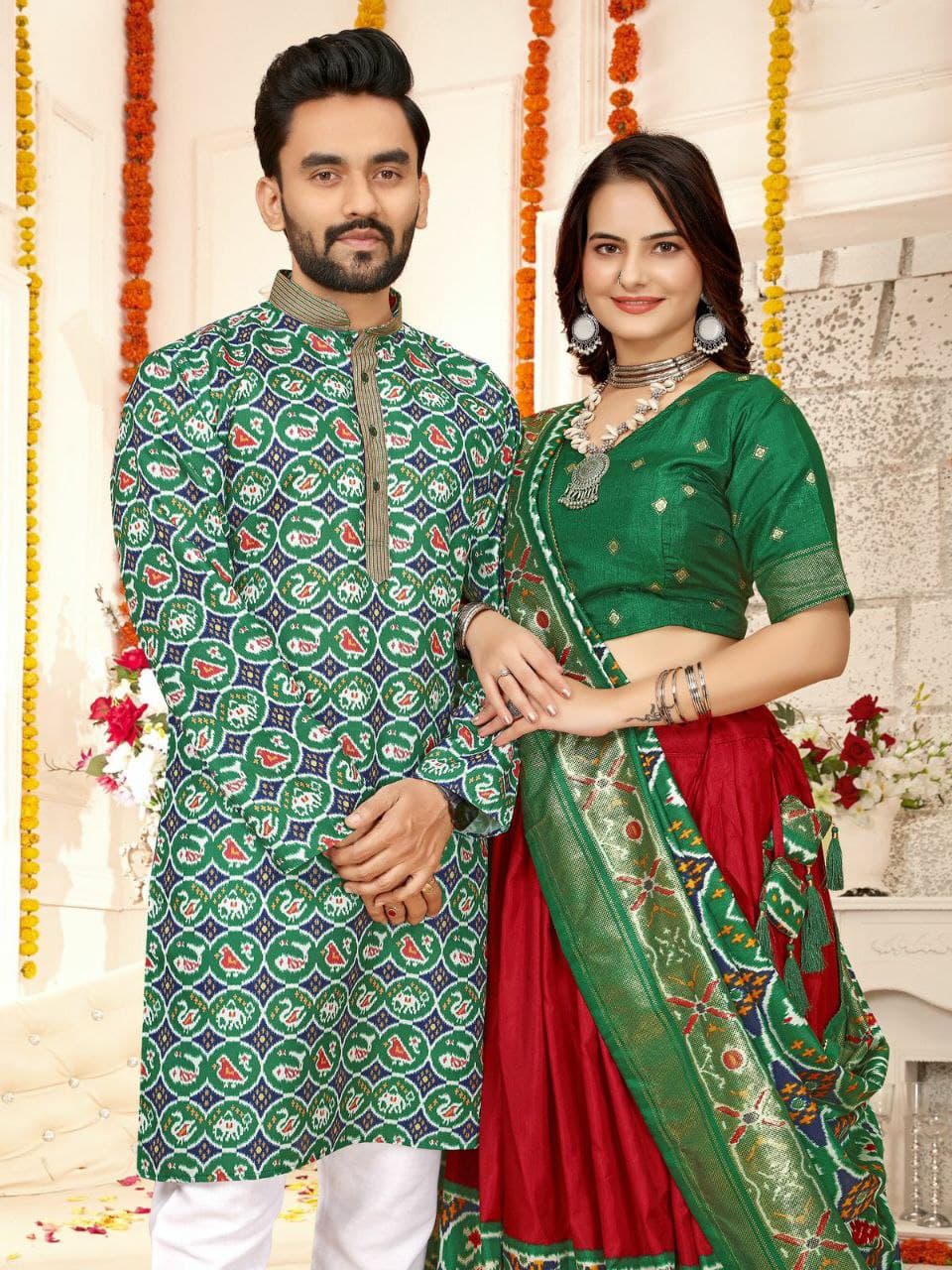 Green Silk Men's Kurta & Female Saree Couple Combo