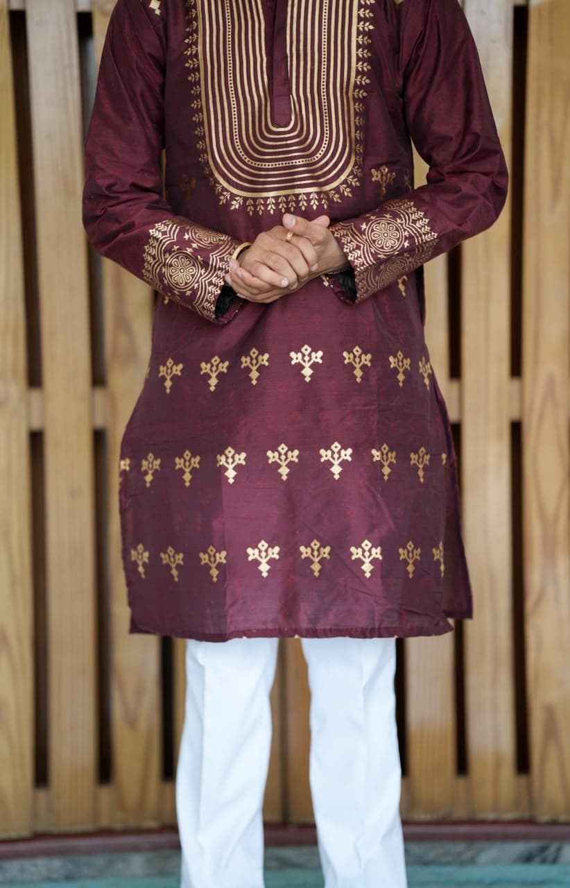 Maroon Geometric Zari Embroidery Silk Kurta Set