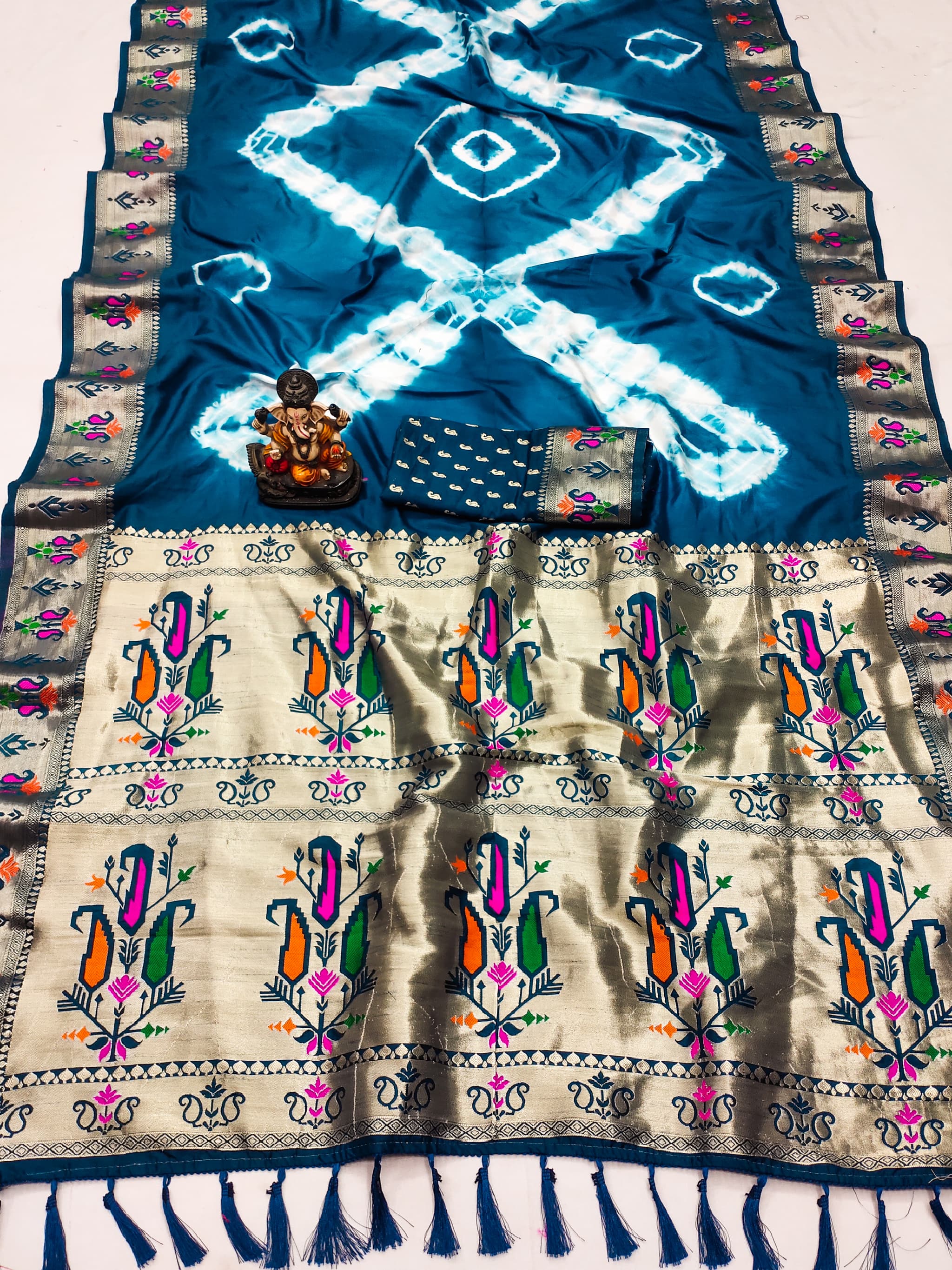 Navy Blue Kashmiri Jari Paithani Weaving Saree