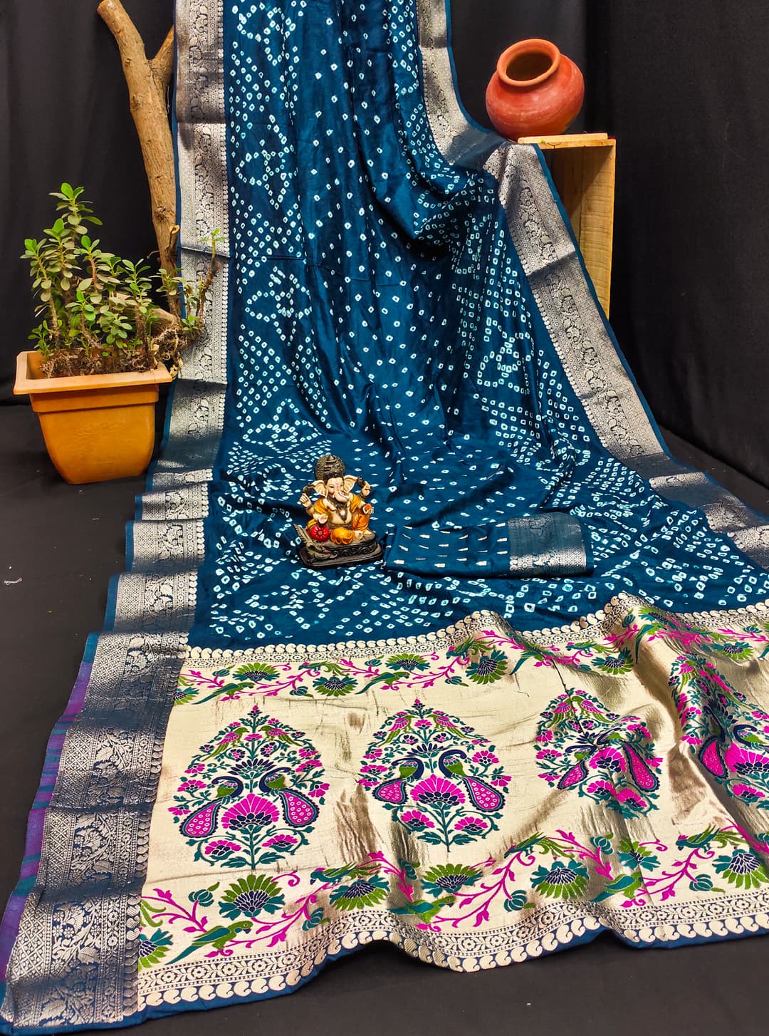 Navy Blue Kanjivaram Border Kanjivaram Silk Saree