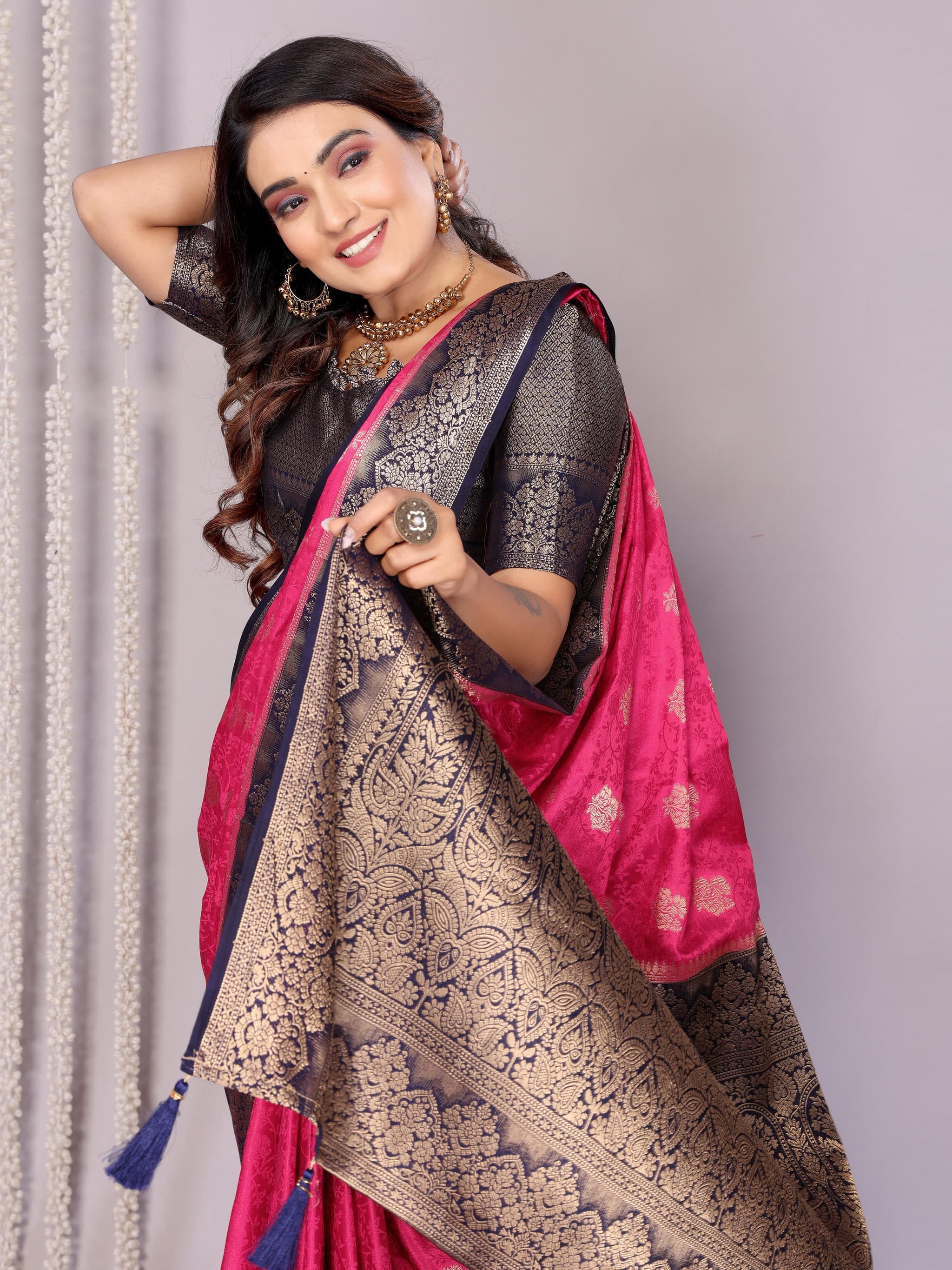 Warm Pink Handloom Satin Silk Zari Weaving Saree
