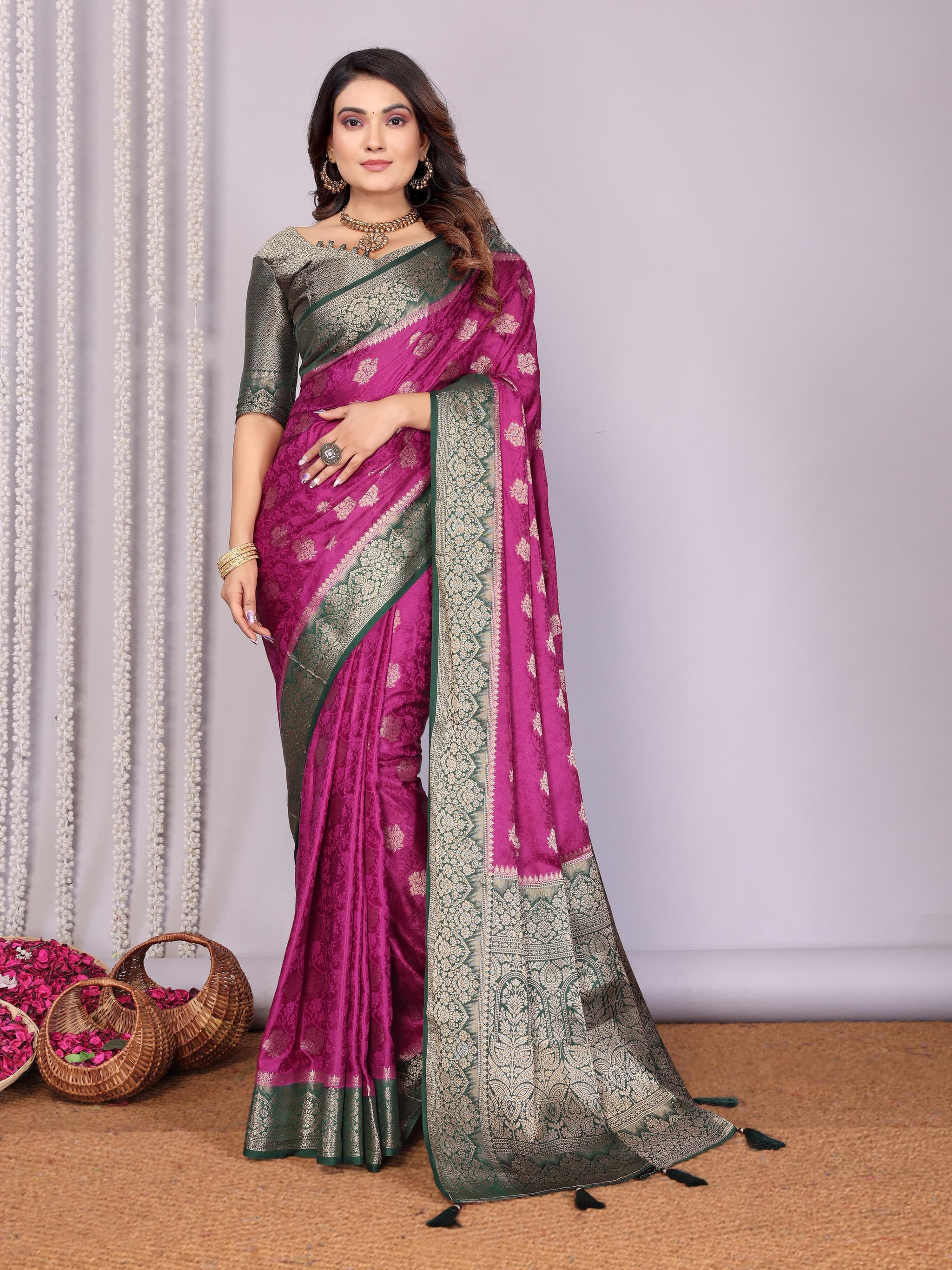 Royal Fuchsia Handloom Satin Silk Zari Weaving Saree